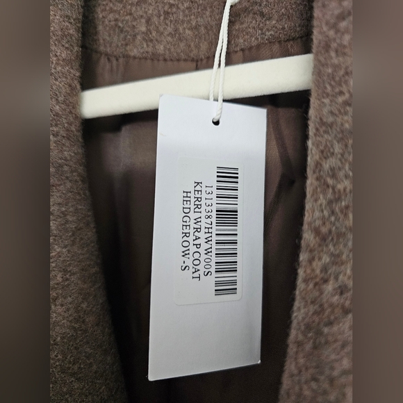 Reformation Kerri wrap coat - Picture 8 of 13